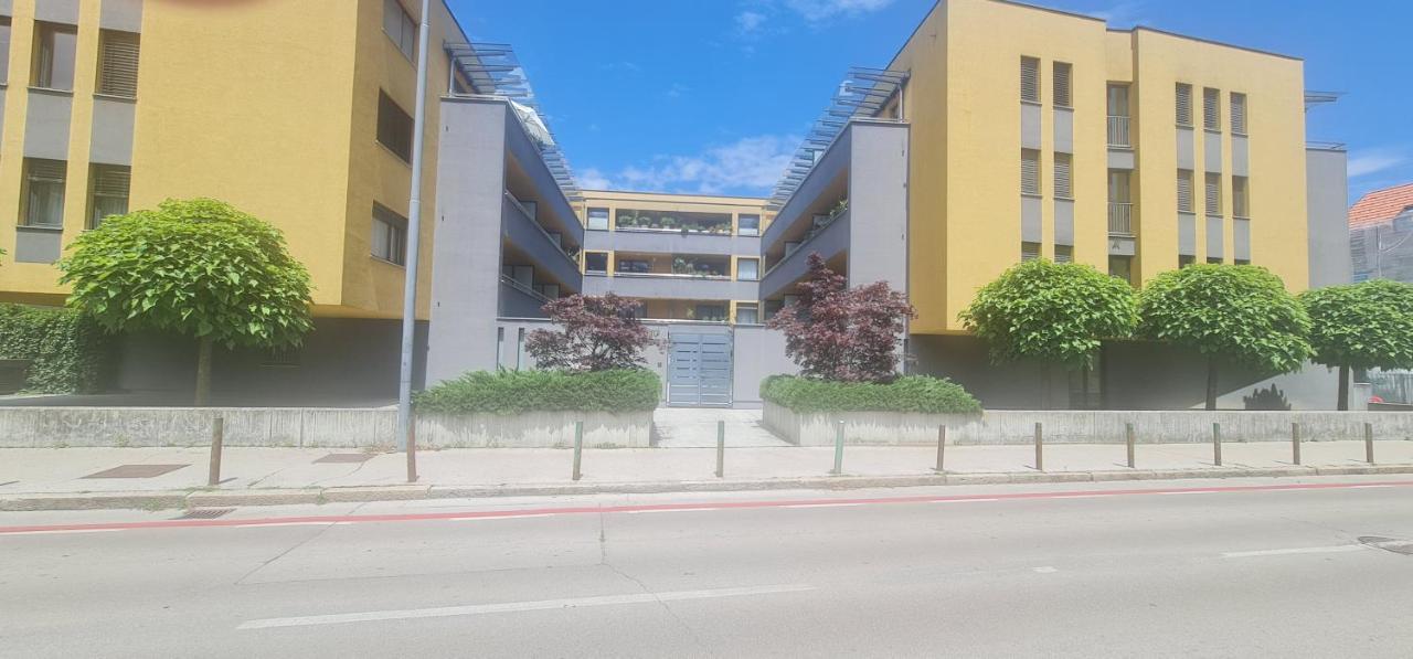 Appartement Apartma Minas à Ljubljana Extérieur photo